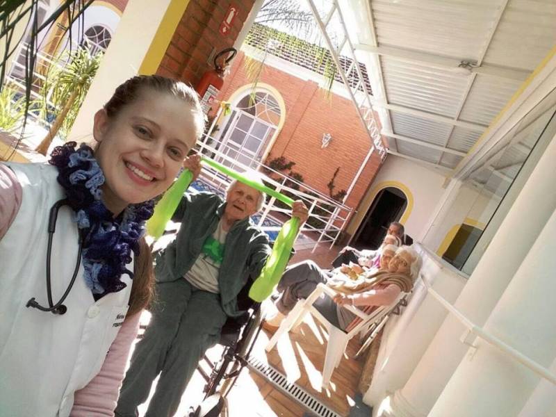 Casas de Repouso Geriátrico Preço Jardim Flamboyant - Casa de Repouso com Assistência Médica