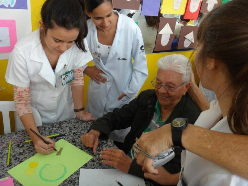 Onde Encontrar Hospedagem para Idoso com Parkinson Nova Campinas - Hospedagem para Idoso com Parkinson